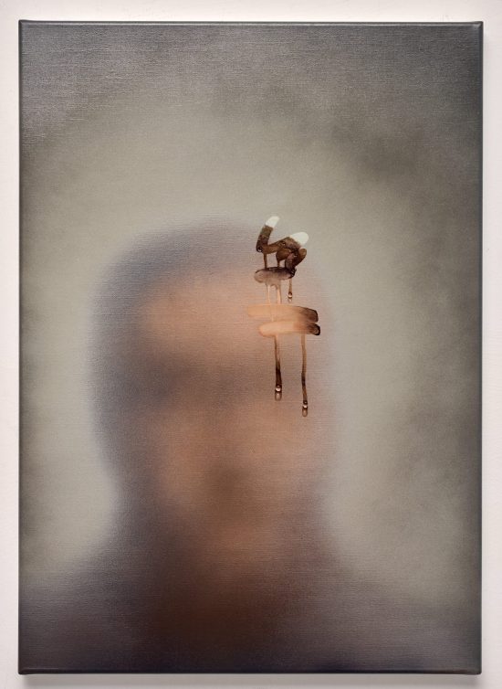 J'MWP (Smile), 2024 
Lacquer, oil and resin on canvas 
70 x 50 cm